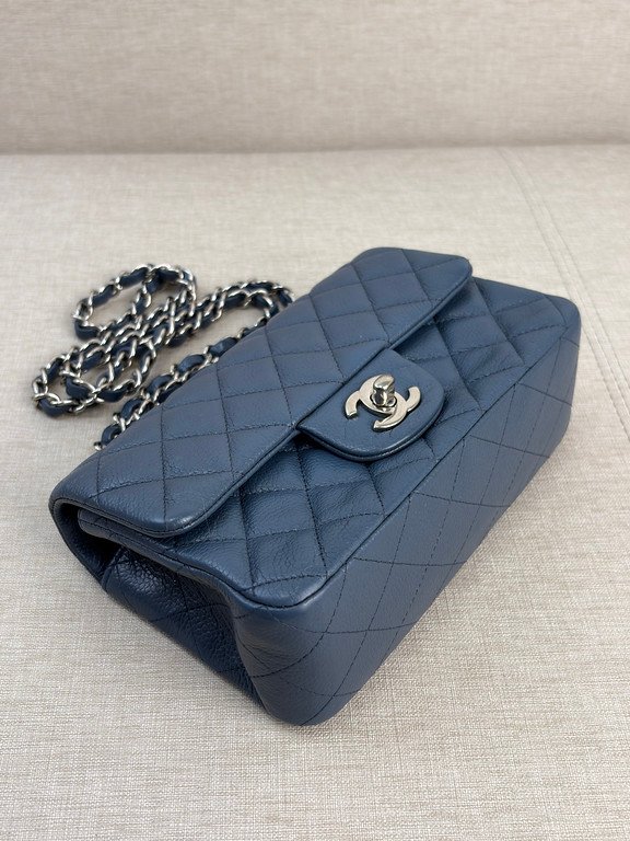 CHANEL Blue Caviar Classic Flap Mini SHW - Image 4