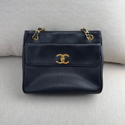 CHANEL Black Caviar CC Tote Medium GHW