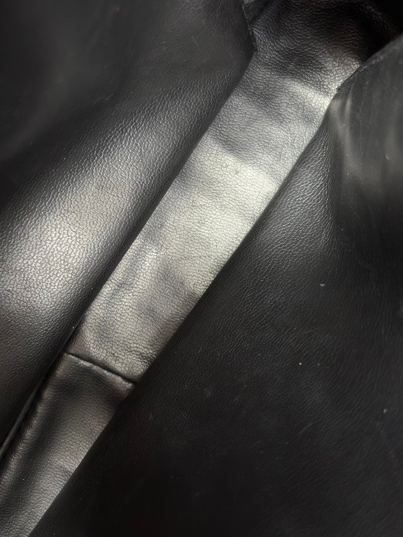 CHANEL Black Caviar CC Tote Medium GHW - Image 13