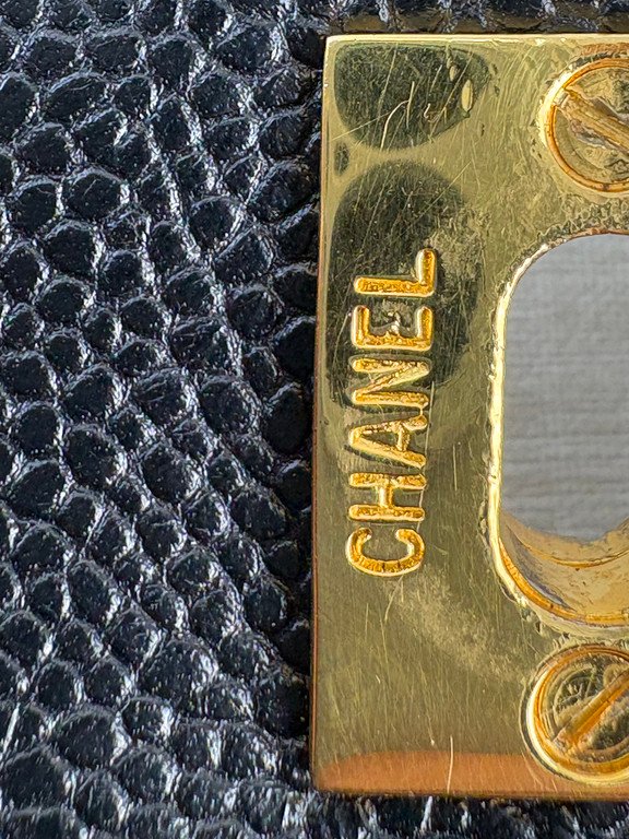 CHANEL Black Caviar CC Tote Medium GHW - Image 19