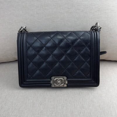 CHANEL Black Calfskin Wild Stitch Boy Bag New Medium SHW