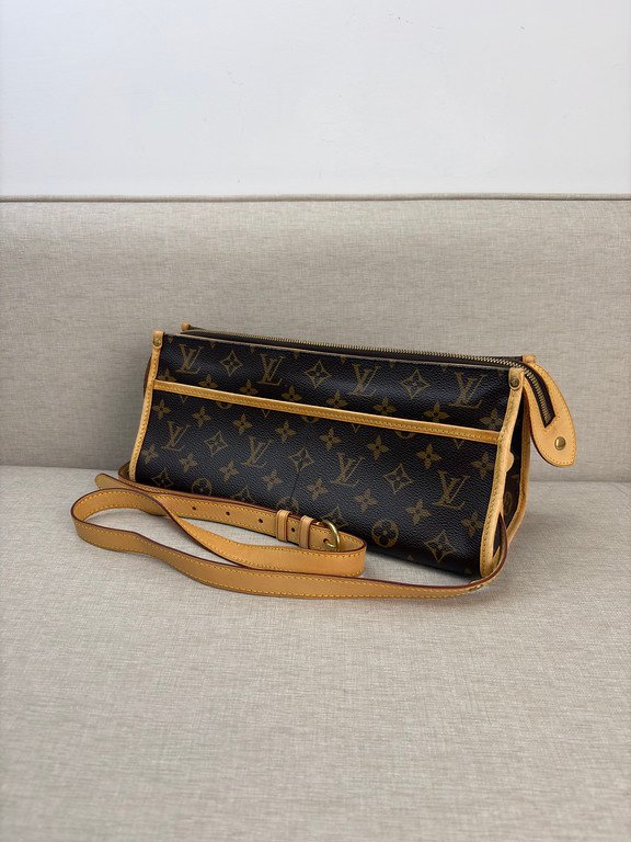 LOUIS VUITTON Brown Monogram Canvas Popincourt Long GHW - Image 18