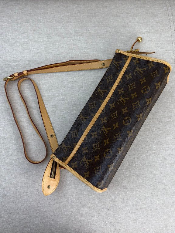 LOUIS VUITTON Brown Monogram Canvas Popincourt Long GHW - Image 9
