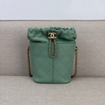 CHANEL Green Caviar Drawstring Bucket Bag AGHW
