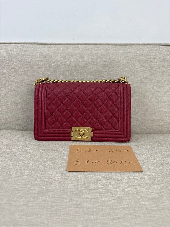 CHANEL Red Caviar Le Boy Flap Bag Old Medium GHW - Image 15