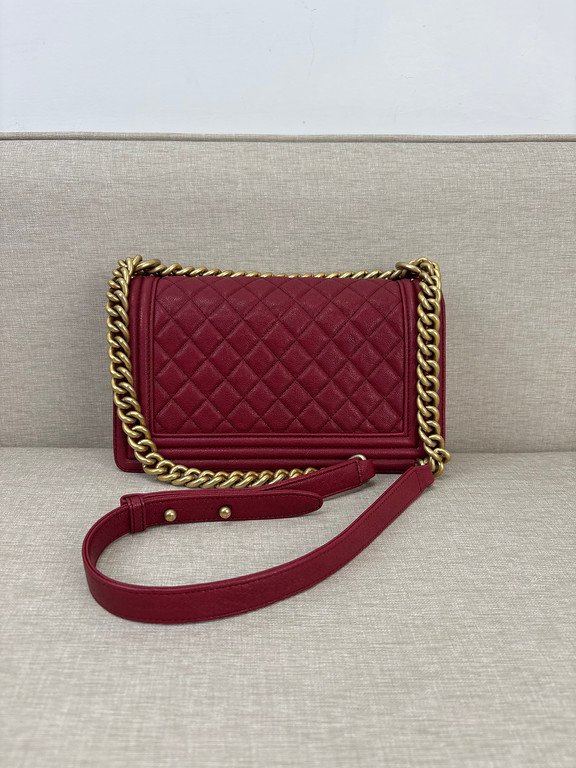 CHANEL Red Caviar Le Boy Flap Bag Old Medium GHW - Image 3