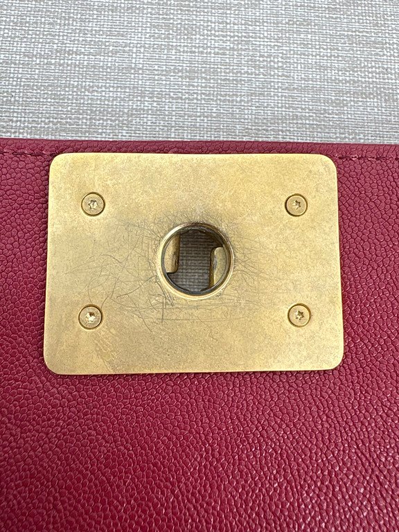 CHANEL Red Caviar Le Boy Flap Bag Old Medium GHW - Image 11