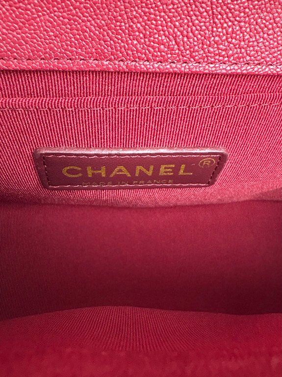 CHANEL Red Caviar Le Boy Flap Bag Old Medium GHW - Image 23