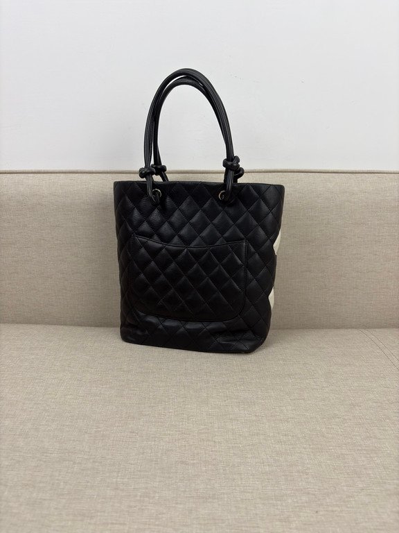 CHANEL Black/White Calfskin Cambon Tote Small SHW - Image 3