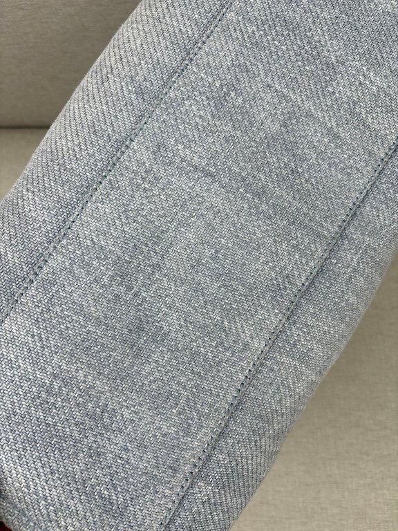 CHANEL Grey Raffia Deauville Shopping Bag Medium SHW - Image 7