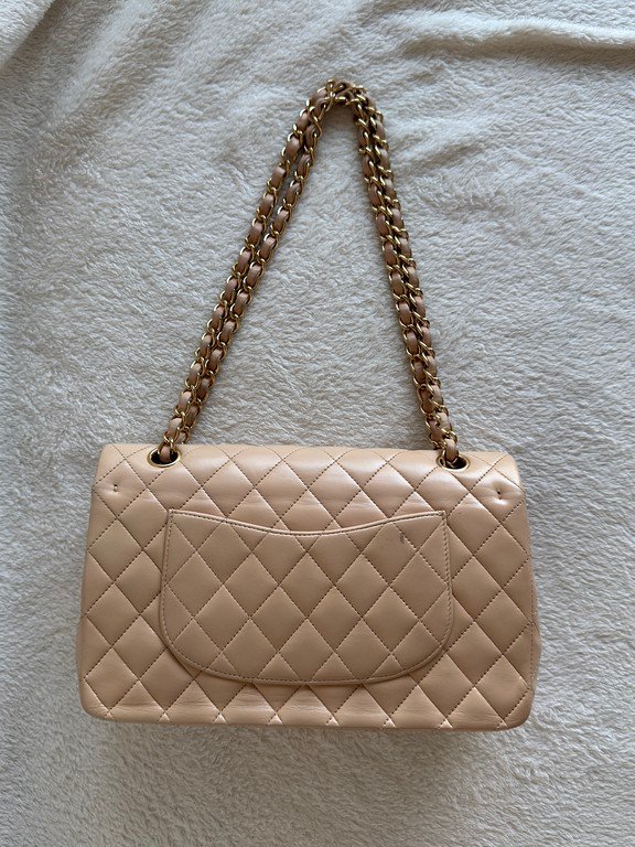 CHANEL Beige Lambskin Classic Double Flap Medium GHW - Image 30