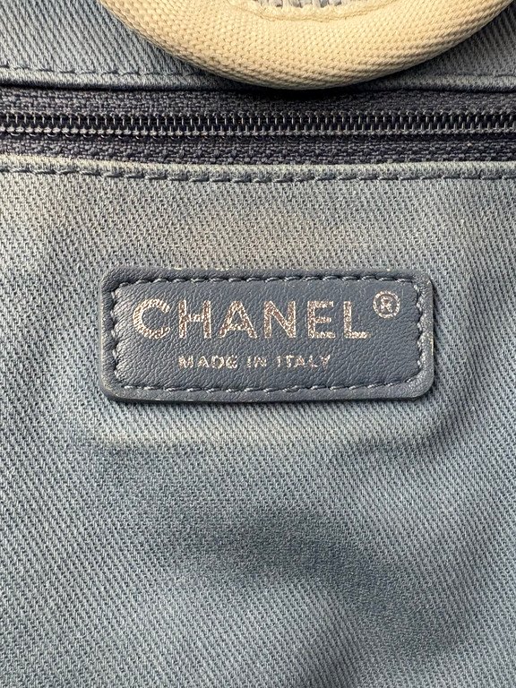 CHANEL Grey Raffia Deauville Shopping Bag Medium SHW - Image 12