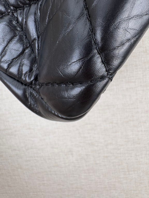 CHANEL Black Aged Calfskin Shopping Tote Medium SHW - Image 5