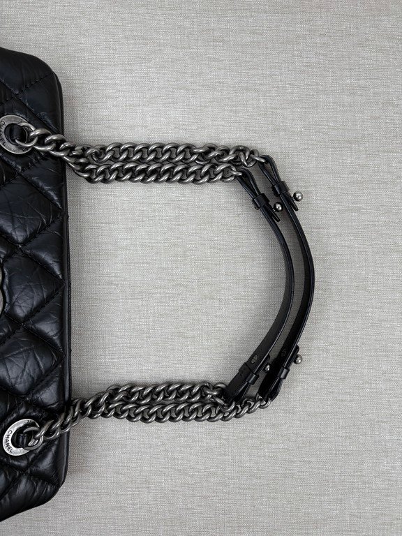 CHANEL Black Aged Calfskin Shopping Tote Medium SHW - Image 8