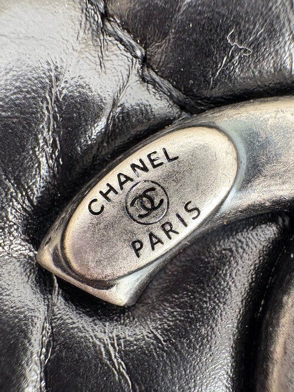CHANEL Black Aged Calfskin Shopping Tote Medium SHW - Image 10