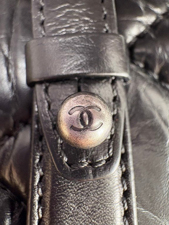 CHANEL Black Aged Calfskin Shopping Tote Medium SHW - Image 12