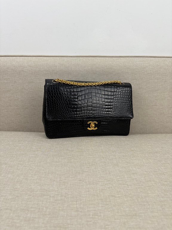 CHANEL Black Crocodile Classic Flap Medium GHW - Image 2