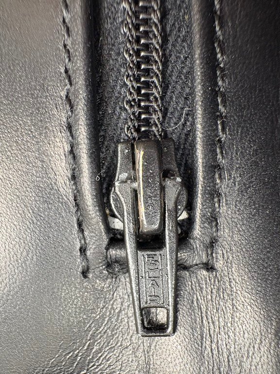 CHANEL Black Crocodile Classic Flap Medium GHW - Image 20