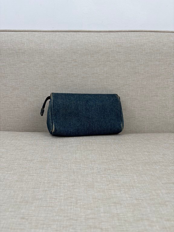 CHANEL Blue Denim CC Flap Wallet Small SHW - Image 16