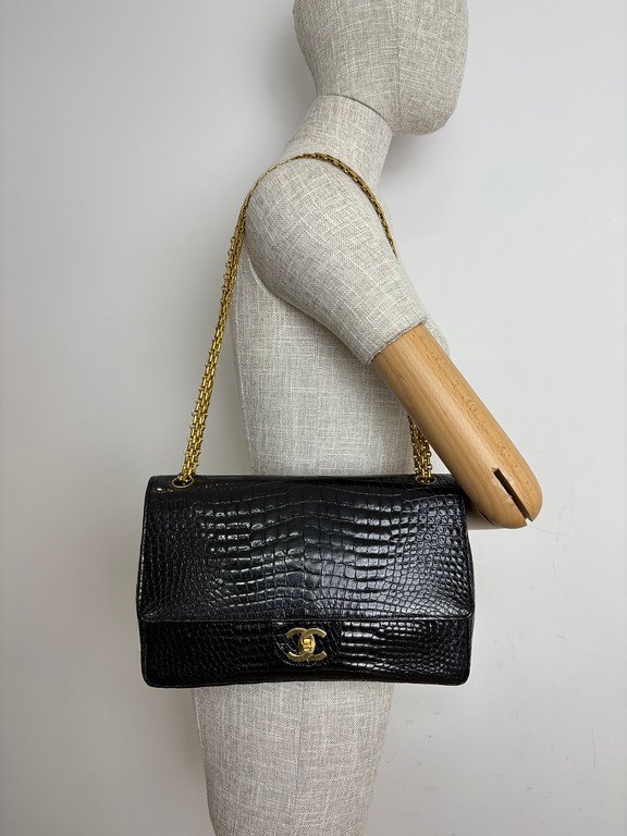 CHANEL Black Crocodile Classic Flap Medium GHW - Image 24