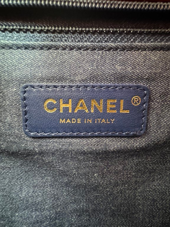 CHANEL Red Lambskin Classic Flap Small GHW - Image 21