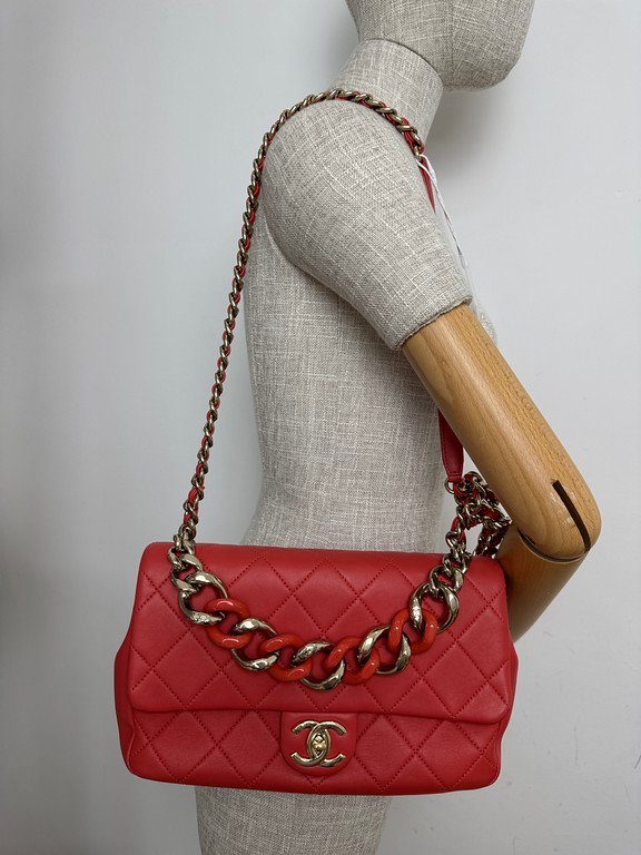 CHANEL Red Lambskin Classic Flap Small GHW - Image 22