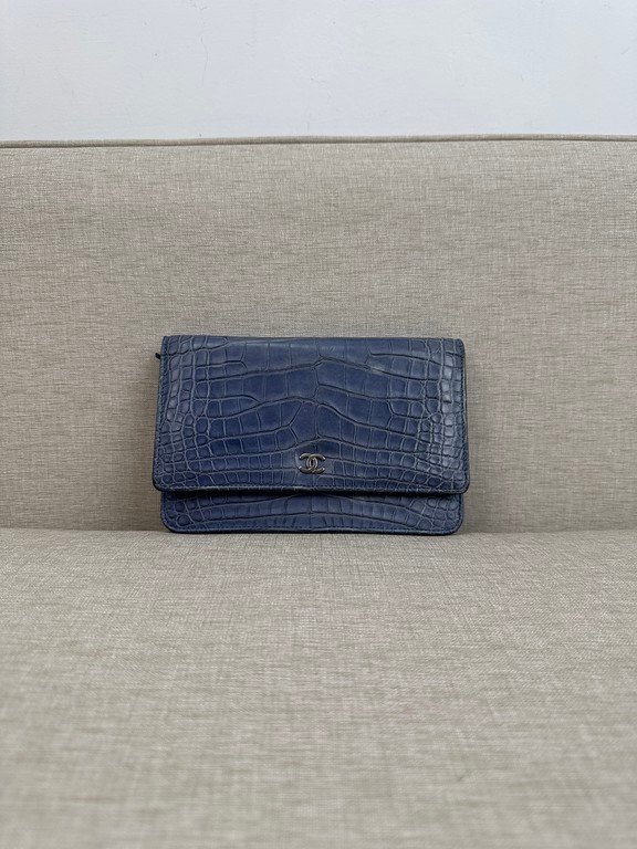 CHANEL Blue Alligator Wallet on Chain WOC SHW