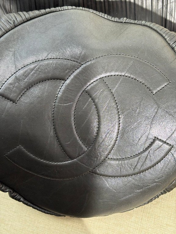 CHANEL Black Pleated Lambskin Coco Pleats Drawstring Bag Large GHW - Image 29