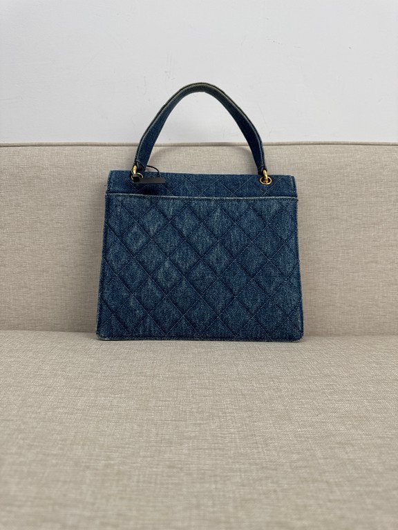 CHANEL Blue Denim Kelly Top Handle Medium GHW - Image 2