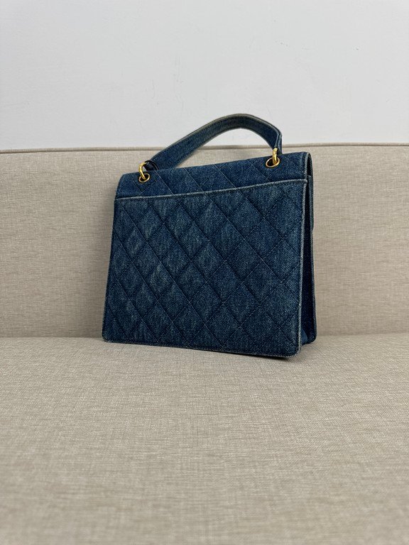 CHANEL Blue Denim Kelly Top Handle Medium GHW - Image 19