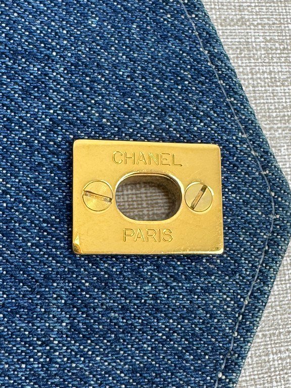 CHANEL Blue Denim Kelly Top Handle Medium GHW - Image 9