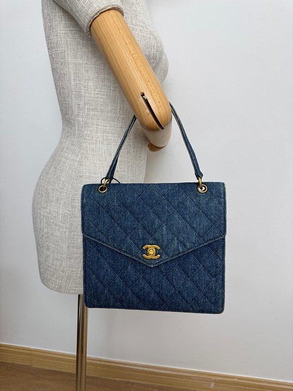 CHANEL Blue Denim Kelly Top Handle Medium GHW - Image 13