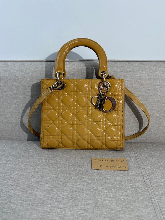 DIOR Beige Patent Leather Lady Dior Medium LGHW - Image 14