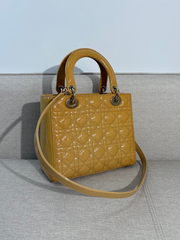 DIOR Beige Patent Leather Lady Dior Medium LGHW - Image 16