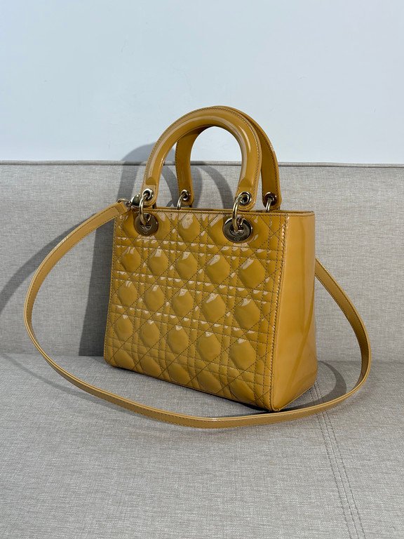 DIOR Beige Patent Leather Lady Dior Medium LGHW - Image 17