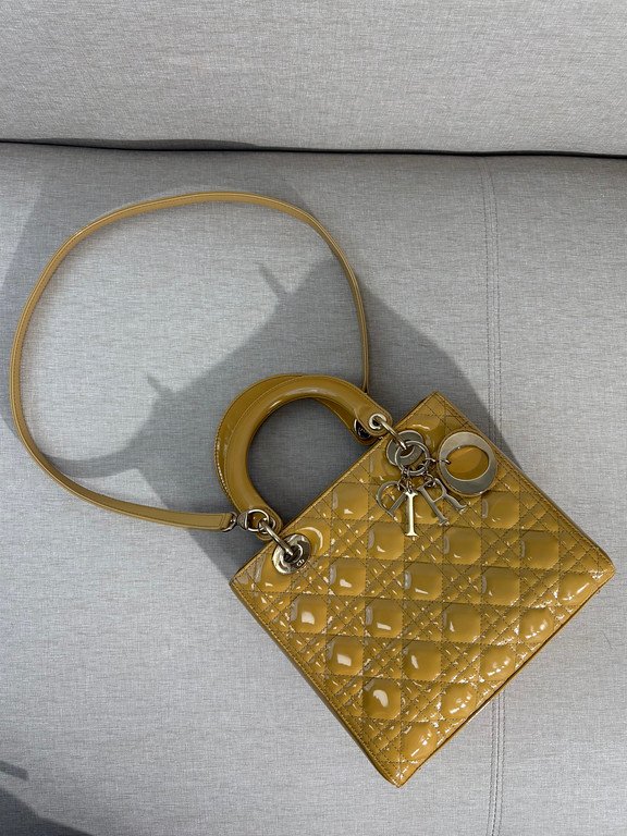 DIOR Beige Patent Leather Lady Dior Medium LGHW - Image 6