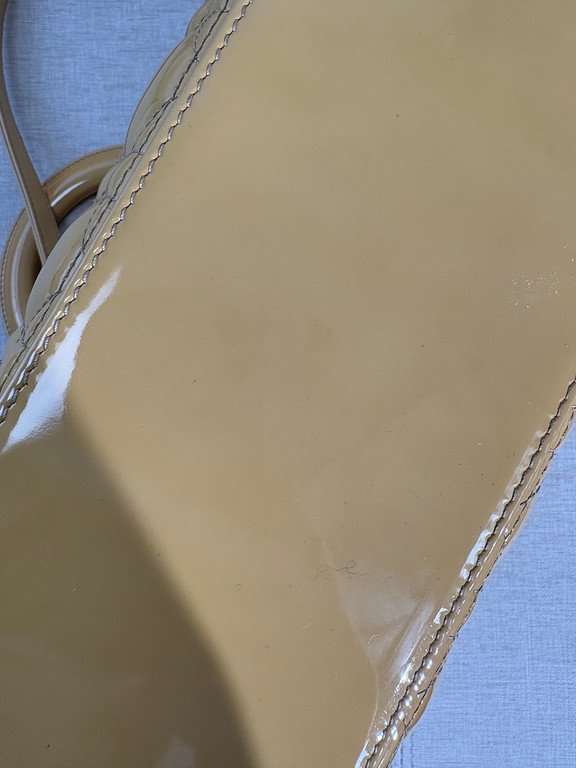 DIOR Beige Patent Leather Lady Dior Medium LGHW - Image 10