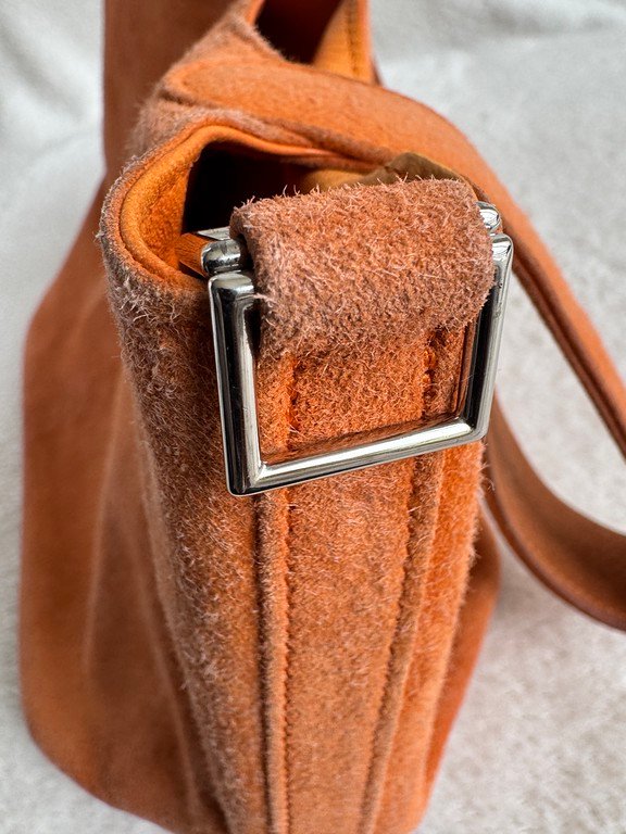 HERMES Orange Suede Picotin Lock PM SHW - Image 5