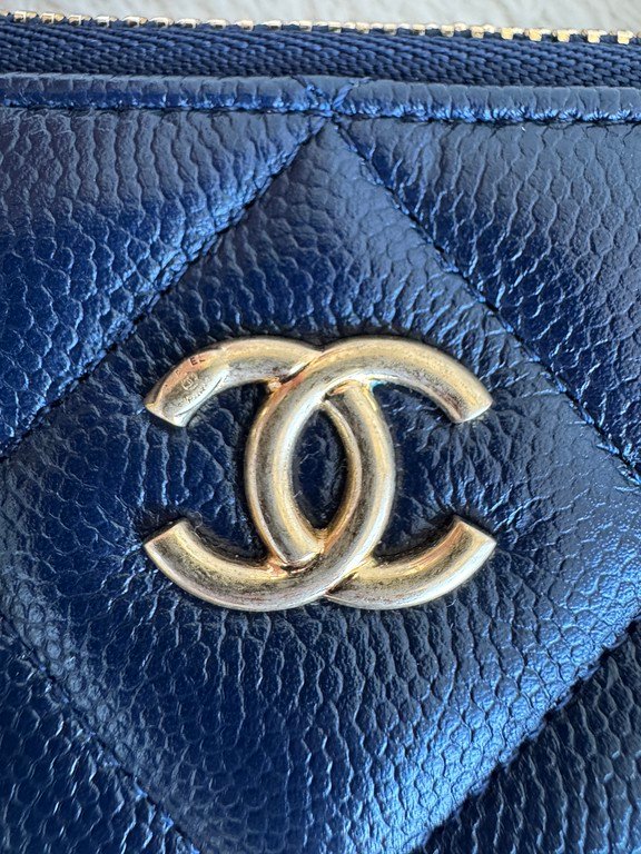 CHANEL Navy Blue Caviar Bowling Bag Small GHW - Image 9