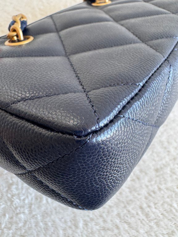 CHANEL Navy Blue Caviar Bowling Bag Small GHW - Image 28