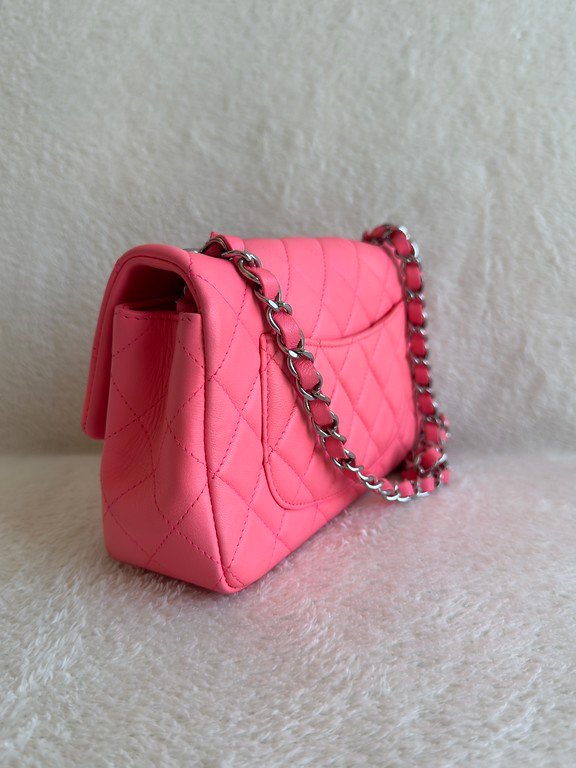 CHANEL Pink Lambskin Classic Flap Mini SHW - Image 18