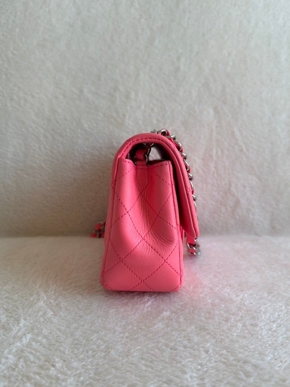 CHANEL Pink Lambskin Classic Flap Mini SHW - Image 5