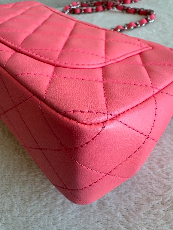 CHANEL Pink Lambskin Classic Flap Mini SHW - Image 10