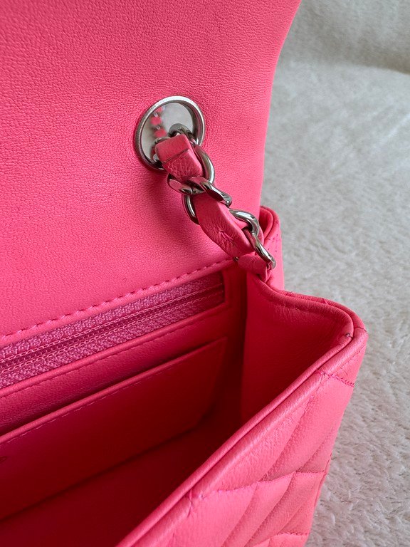 CHANEL Pink Lambskin Classic Flap Mini SHW - Image 21