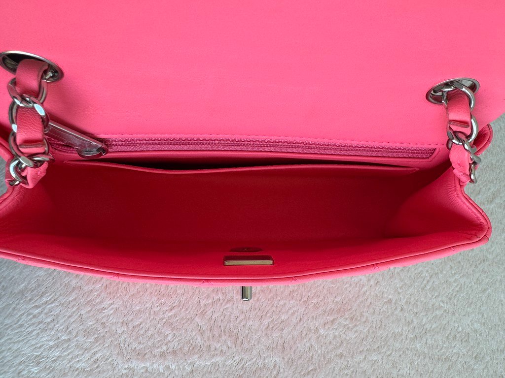 CHANEL Pink Lambskin Classic Flap Mini SHW - Image 26