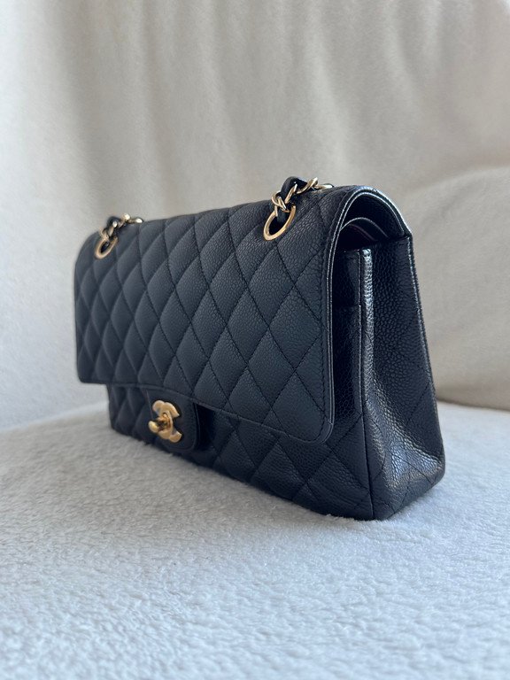CHANEL Black Caviar Classic Flap Medium GHW - Image 4