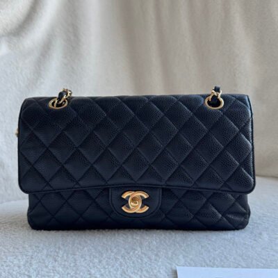 CHANEL Black Caviar Classic Flap Medium GHW