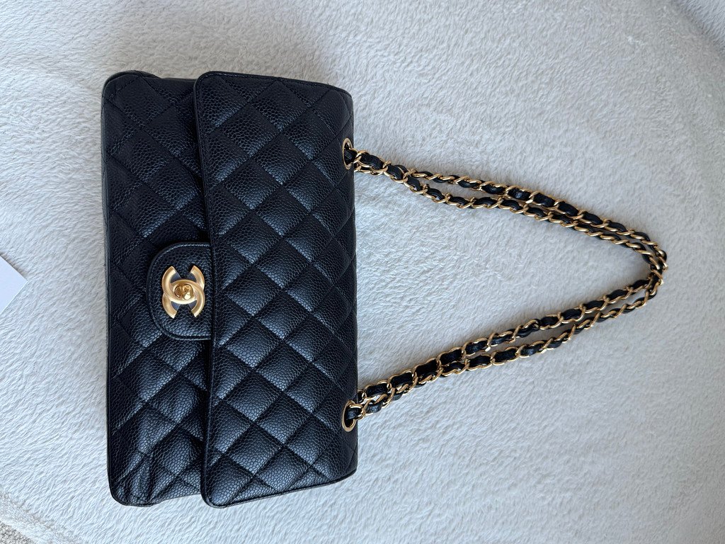 CHANEL Black Caviar Classic Flap Medium GHW - Image 18