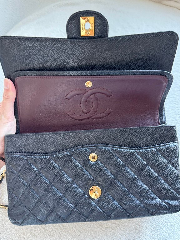 CHANEL Black Caviar Classic Flap Medium GHW - Image 7