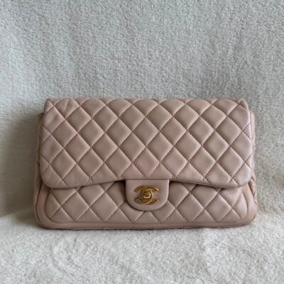 CHANEL Beige Lambskin Classic Flap Medium GHW